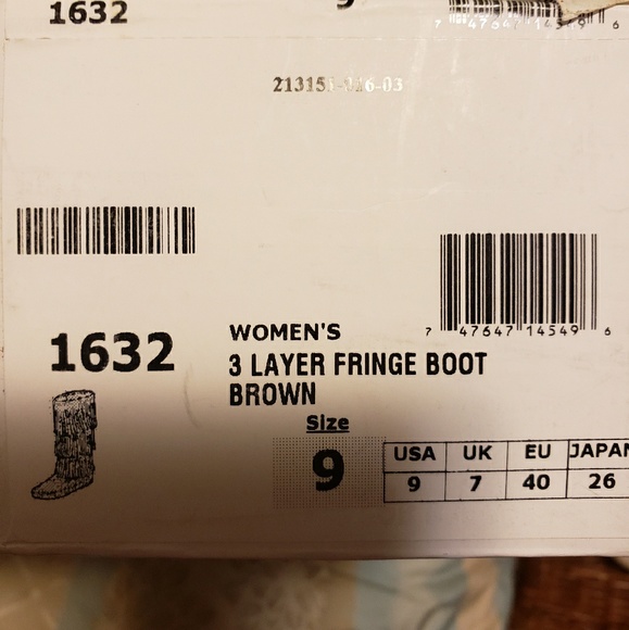 BOOTS - Minnetonka - Picture 5 of 5